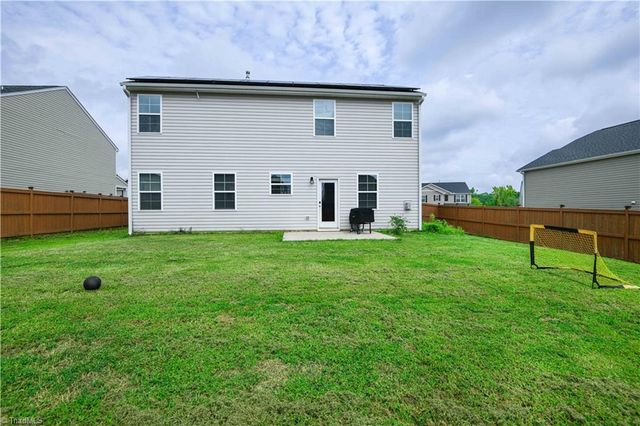 1030 Broadlands Way, Graham, NC 27253