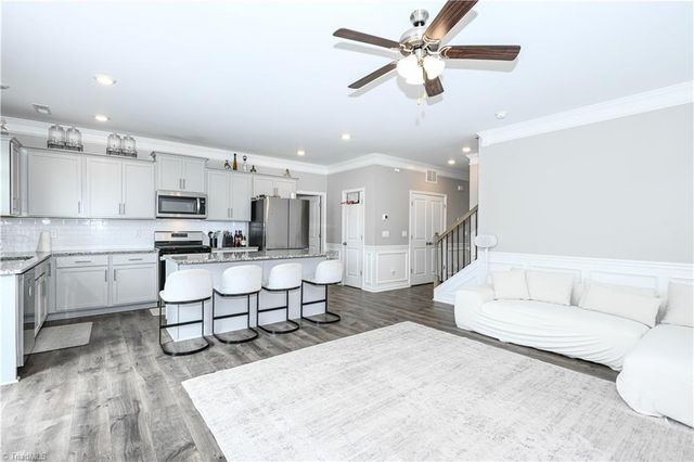 1030 Broadlands Way, Graham, NC 27253