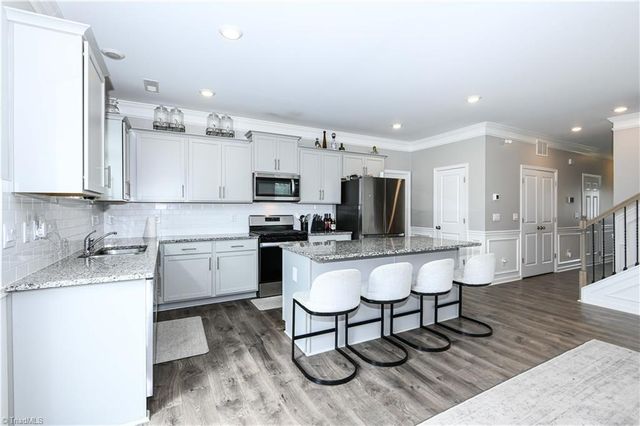 1030 Broadlands Way, Graham, NC 27253