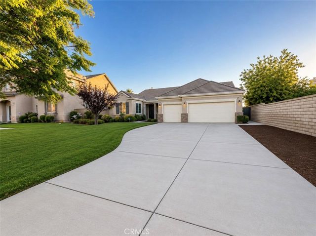 28645 Ashington Court, Menifee, CA 92584