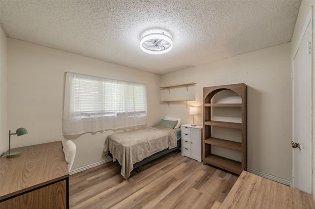 705 Salem Drive, Arlington, TX 76014