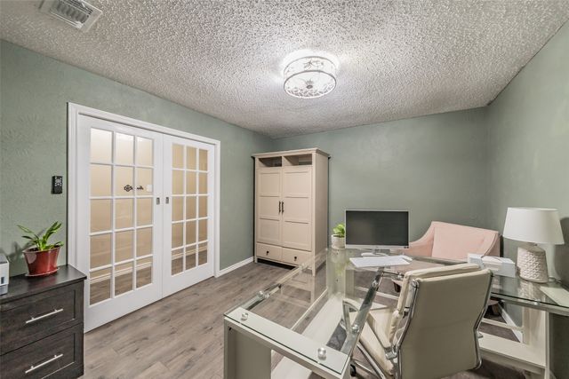 705 Salem Drive, Arlington, TX 76014