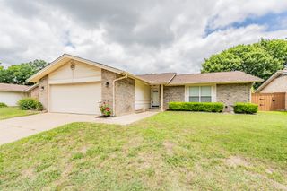 705 Salem Drive, Arlington, TX 76014