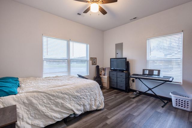 104 Haylee Circle, Monett, MO 65708