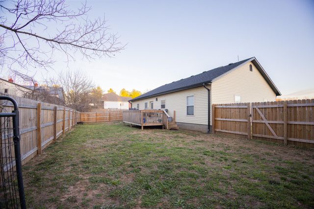 104 Haylee Circle, Monett, MO 65708