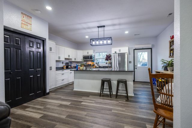 104 Haylee Circle, Monett, MO 65708