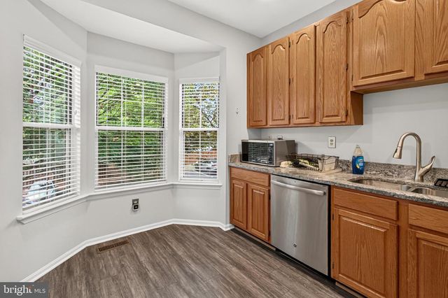 47582 COMER SQ, Sterling, VA 20165