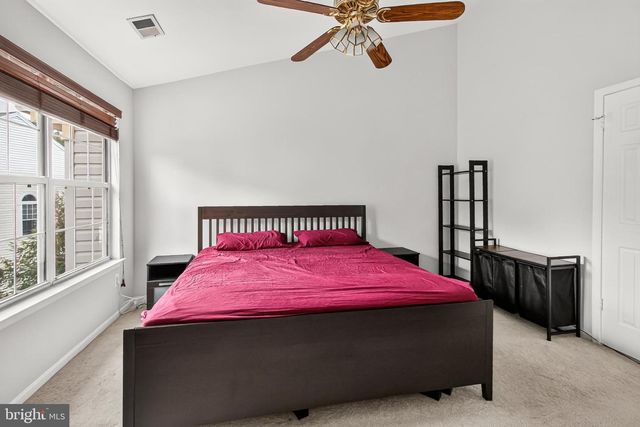47582 COMER SQ, Sterling, VA 20165