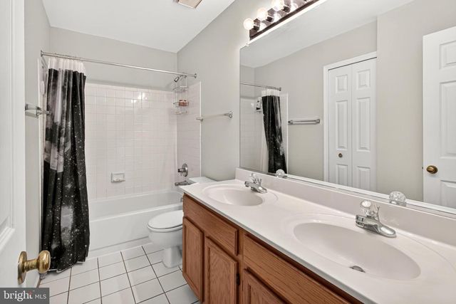 47582 COMER SQ, Sterling, VA 20165