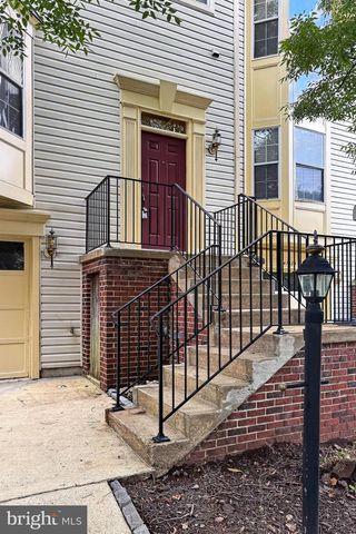 47582 COMER SQ, Sterling, VA 20165