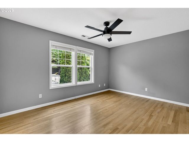 16375 Nw GRAF St, Portland, OR 97229