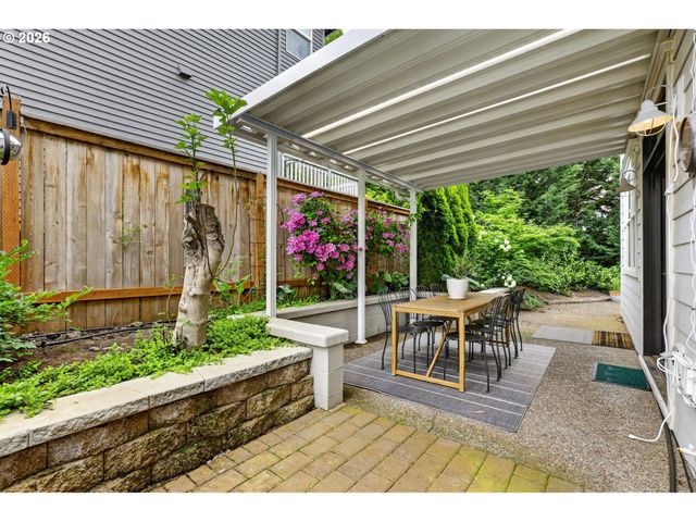 16375 Nw GRAF St, Portland, OR 97229