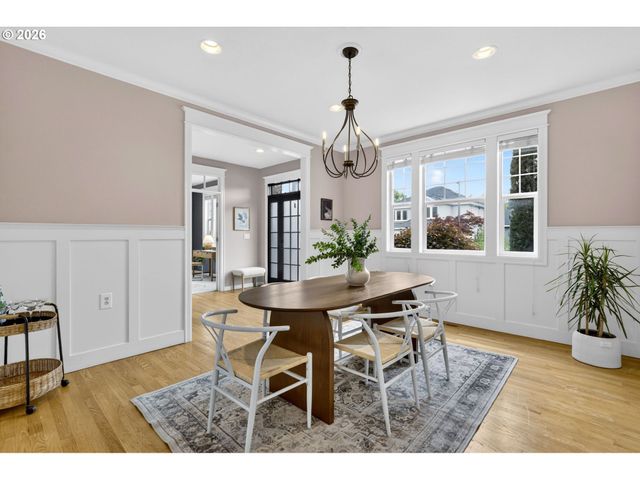 16375 Nw GRAF St, Portland, OR 97229