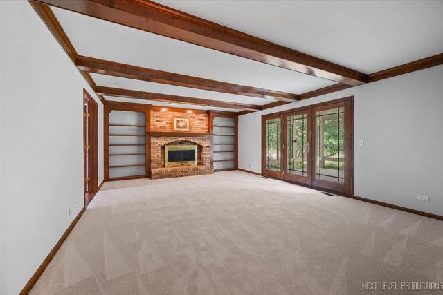 7N075 Hastings Drive, St. Charles, IL 60175