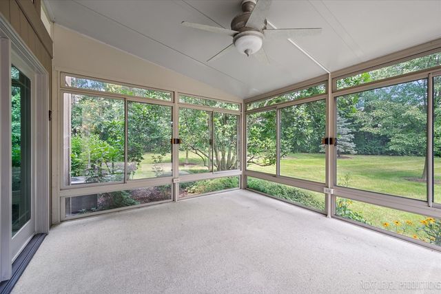 7N075 Hastings Drive, St. Charles, IL 60175