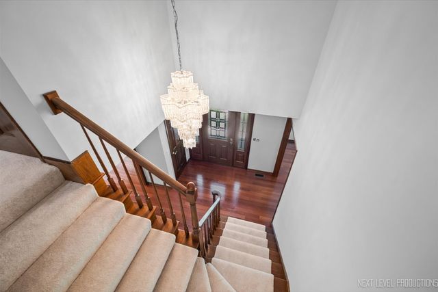 7N075 Hastings Drive, St. Charles, IL 60175