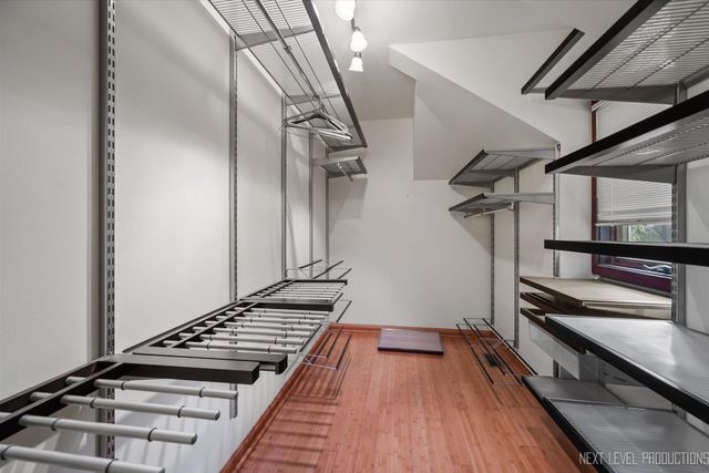 7N075 Hastings Drive, St. Charles, IL 60175