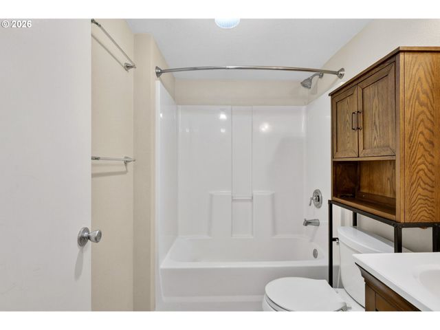 8750 Se 155TH Ave 23B, Happy Valley, OR 97086