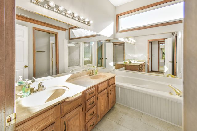 4816 Wayside Dr, Old Hickory, TN 37138