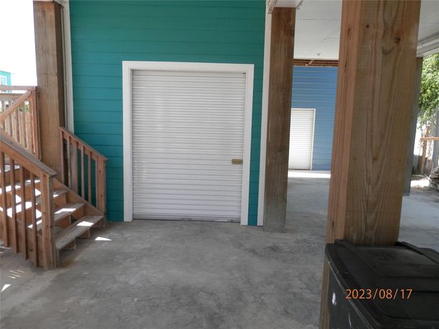 126A 19th Street, Dickinson, TX 77539