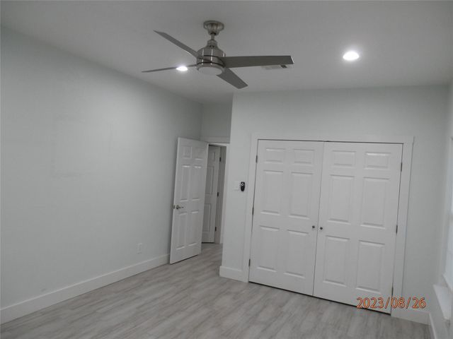 126A 19th Street, Dickinson, TX 77539