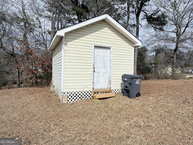 33 Mitchell Road, Forsyth, GA 31029