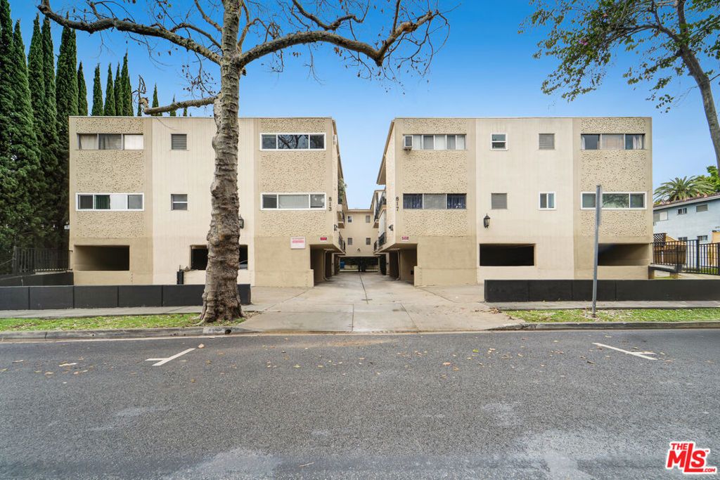 813 Westbourne Drive, West Hollywood, CA 90069