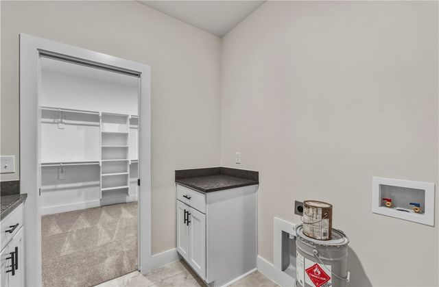 1320 Tiffany Street, Centerton, AR 72719