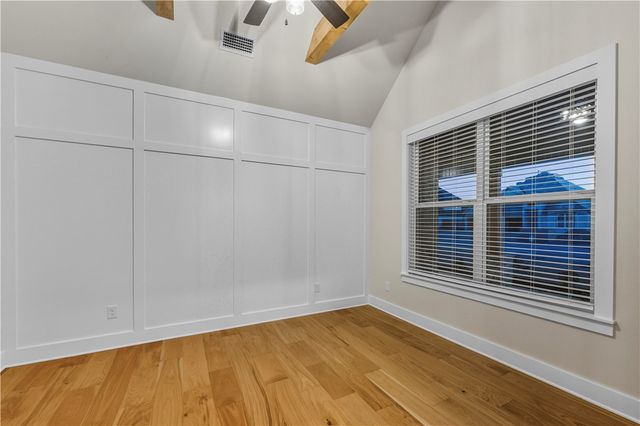 1320 Tiffany Street, Centerton, AR 72719