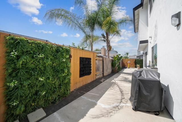 2010 Bridgeport, Chula Vista, CA 91913