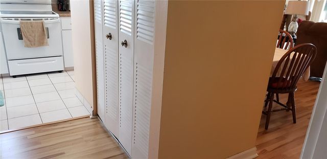 7701 STARKEY ROAD 102, Seminole, FL 33777