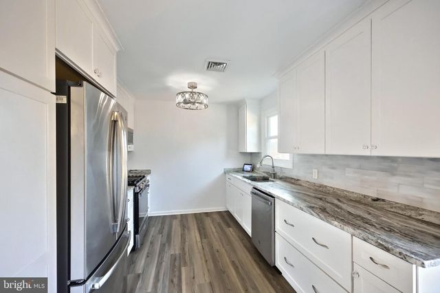 516 GARY DR, Dallastown, PA 17313