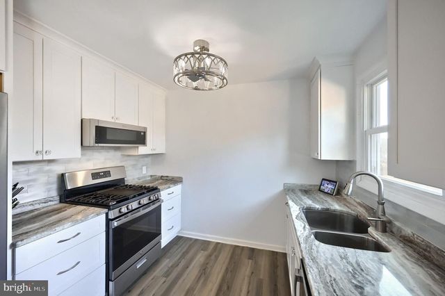 516 GARY DR, Dallastown, PA 17313