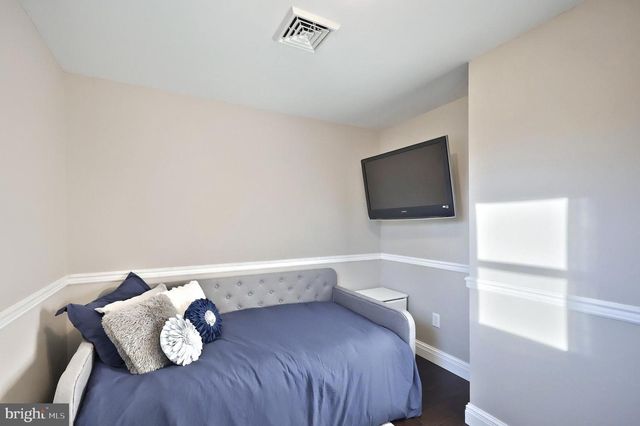 516 GARY DR, Dallastown, PA 17313