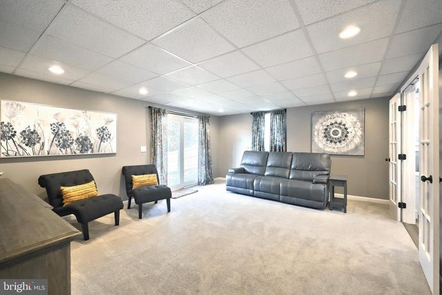 516 GARY DR, Dallastown, PA 17313