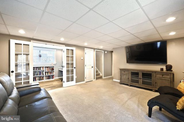 516 GARY DR, Dallastown, PA 17313