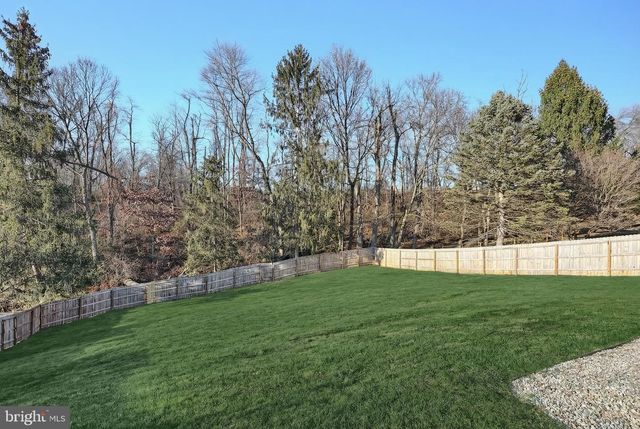 516 GARY DR, Dallastown, PA 17313