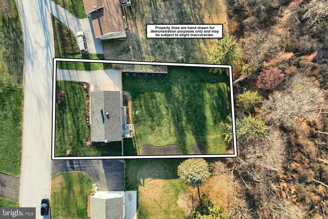 516 GARY DR, Dallastown, PA 17313