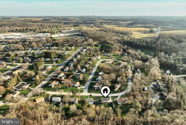 516 GARY DR, Dallastown, PA 17313