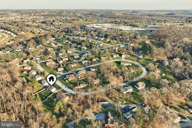 516 GARY DR, Dallastown, PA 17313