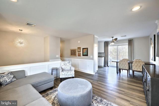 516 GARY DR, Dallastown, PA 17313