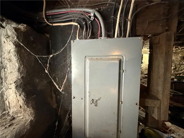 131 Riverside Avenue, Buffalo, NY 14207