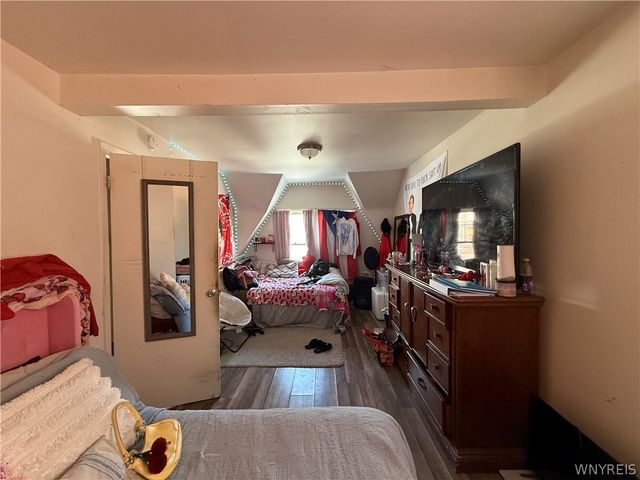 131 Riverside Avenue, Buffalo, NY 14207