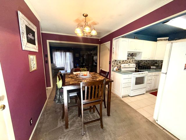 2825 Brentwood Drive, Anderson, IN 46011