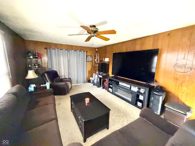 2825 Brentwood Drive, Anderson, IN 46011