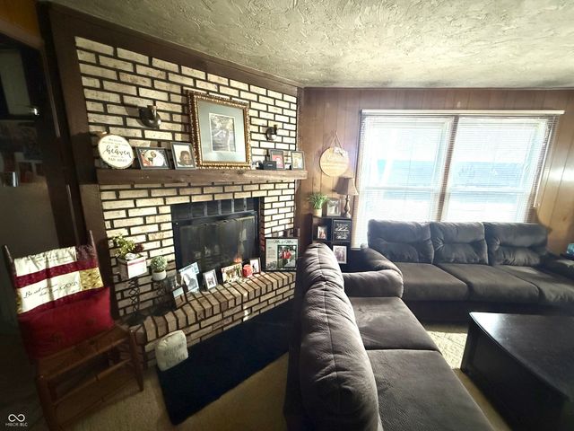 2825 Brentwood Drive, Anderson, IN 46011