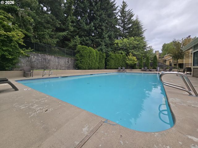 9908 Se TALBERT St, Clackamas, OR 97015