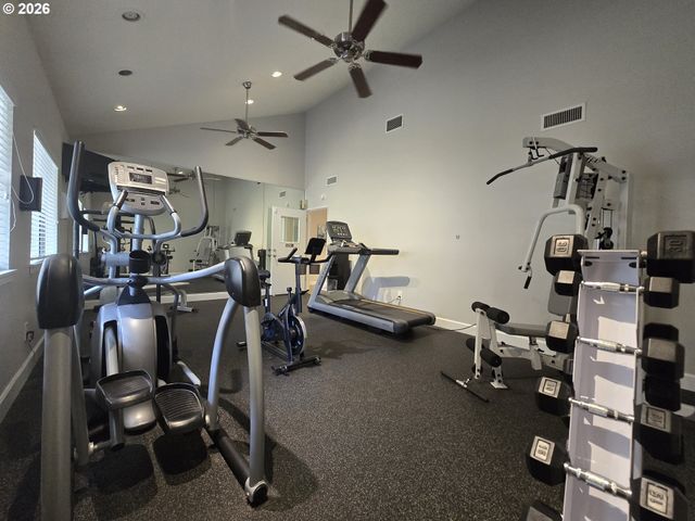 9908 Se TALBERT St, Clackamas, OR 97015