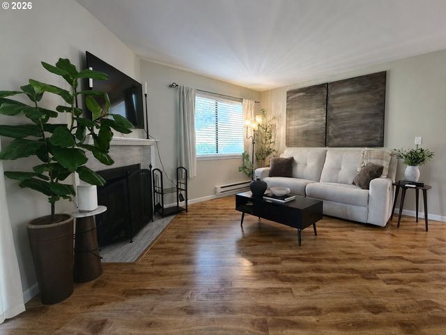 9908 Se TALBERT St, Clackamas, OR 97015
