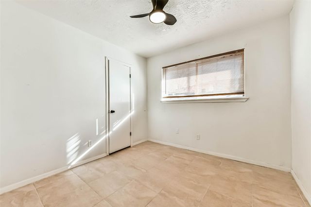 11411 Murr Way, Houston, TX 77048